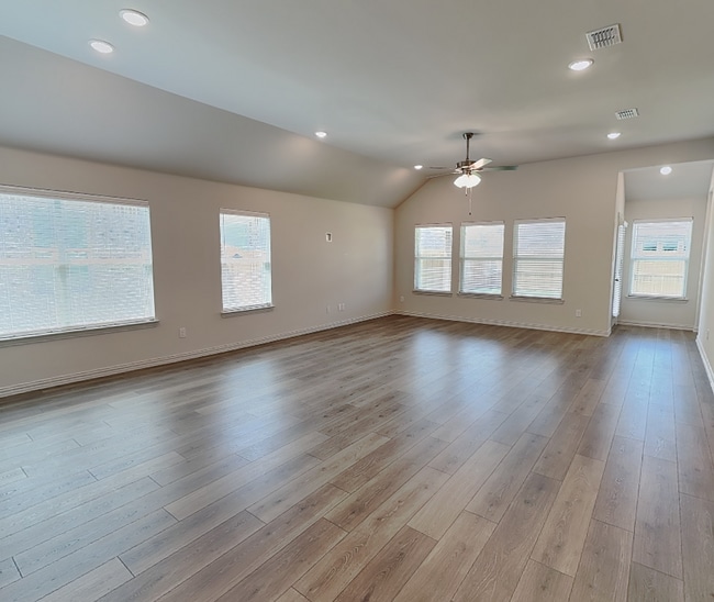 Photo - Brand-New Luxury Living in a Prime Fort Worth Location!