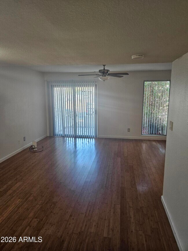 885 N Granite Reef Rd