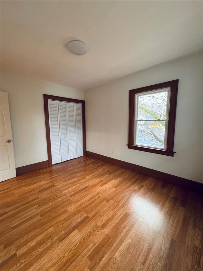 Photo - 543 Brooks Ave