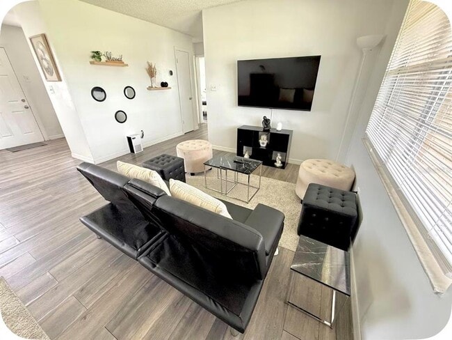 Photo - 103 Guaymas Dr