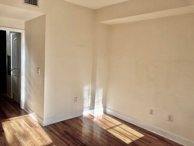 Photo - 347 7th St Unit 2