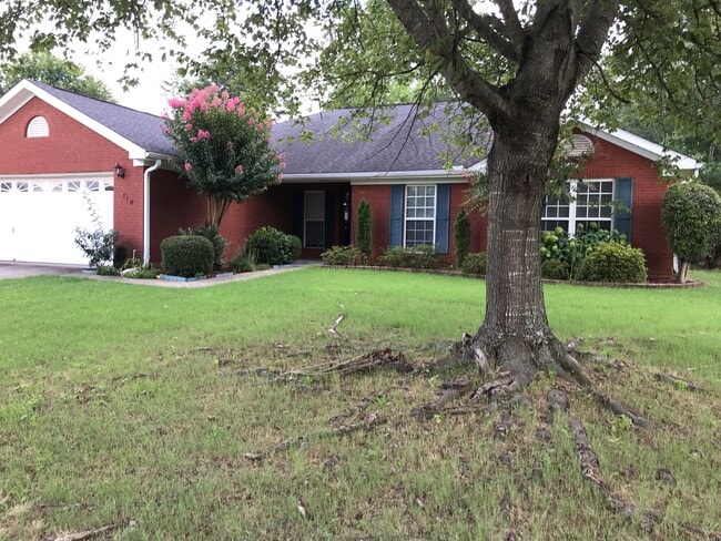 Photo - 110 Bridgeway Ln