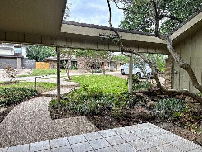 Photo - 501 N Durango Cir