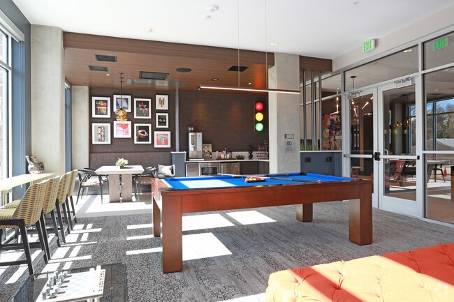 Photo - Yale 25 Station