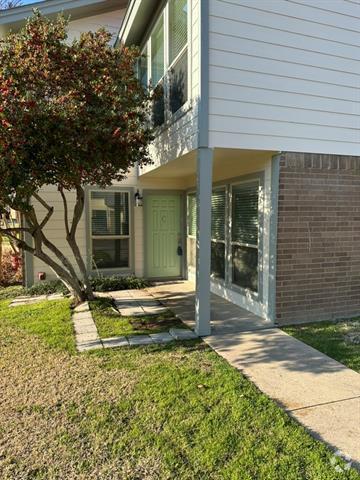 Building Photo - 2717 Meadow Park Dr Rental