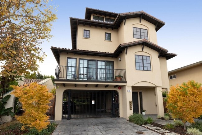 Building Photo - 436 Laurel St