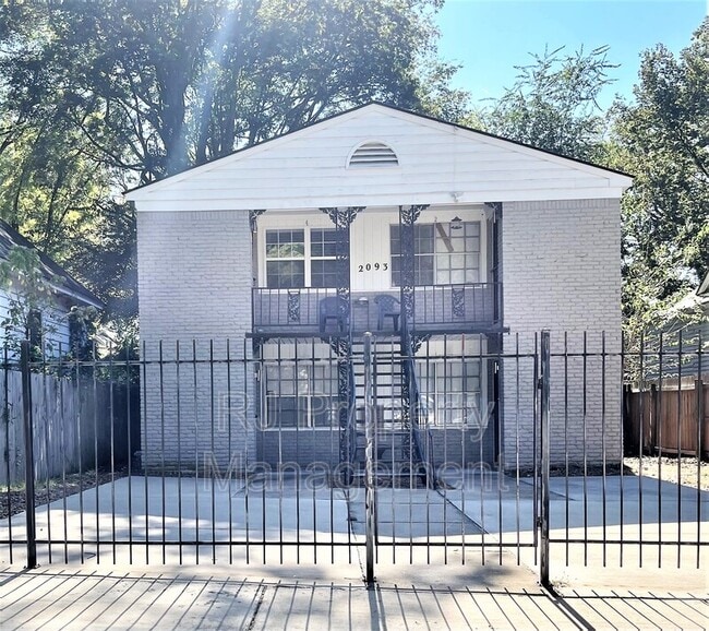 Photo - 2093 Jefferson Ave Casa