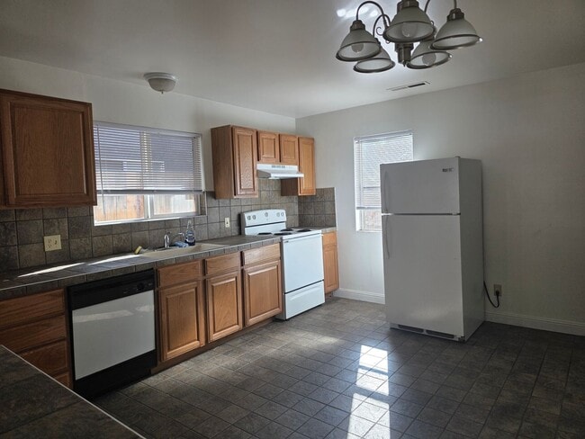 Photo - Little home with laundry room