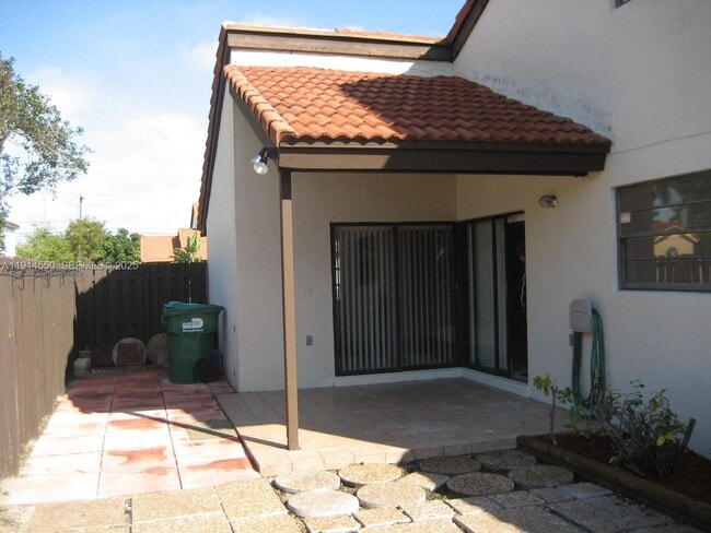 Photo - 8850 SW 112th Pl