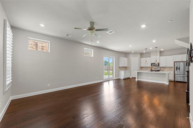 Photo - 1323 Bailey Ln