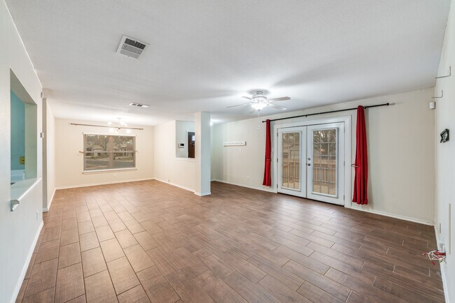 Photo - 6858 Celes Meadow Dr