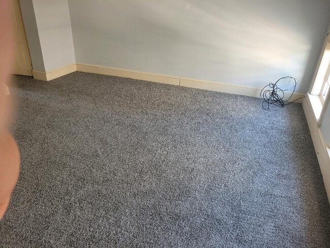 89 N Main St Unit 2