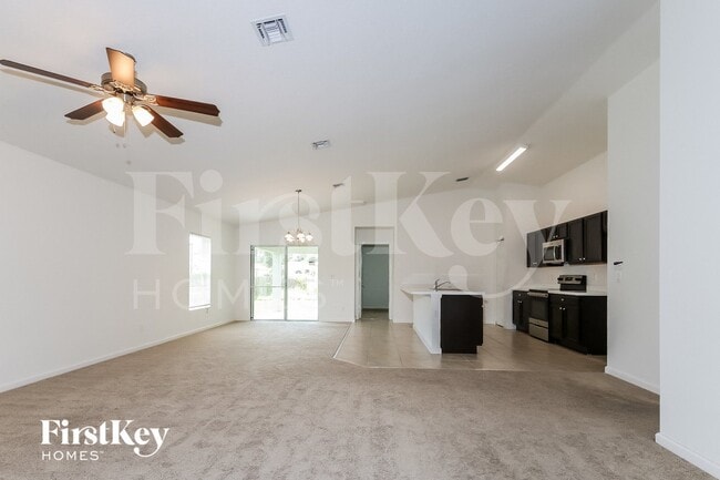 Photo - 1682 SW Crawford Ave