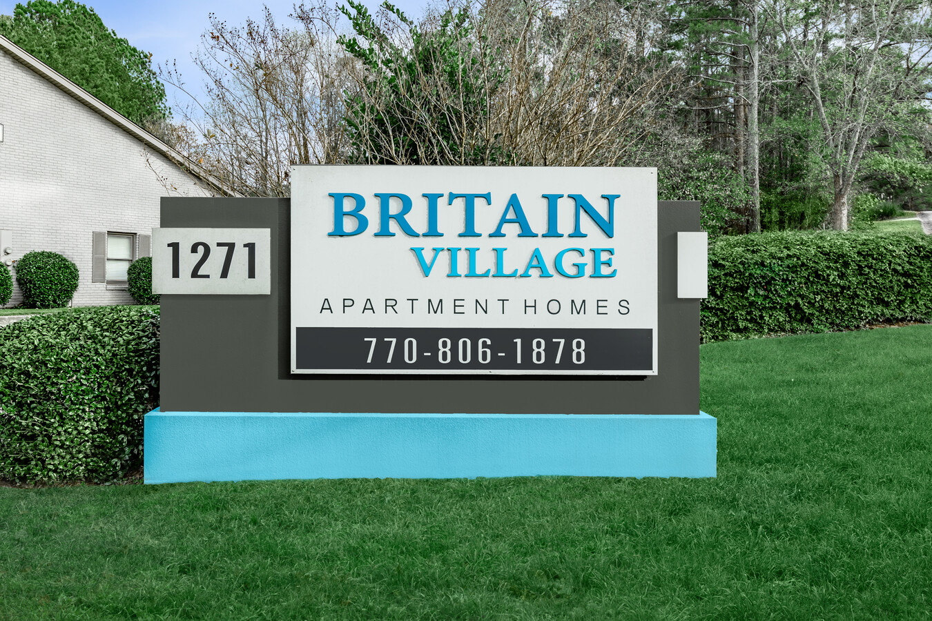 Britain Village - Britain Village Apartments