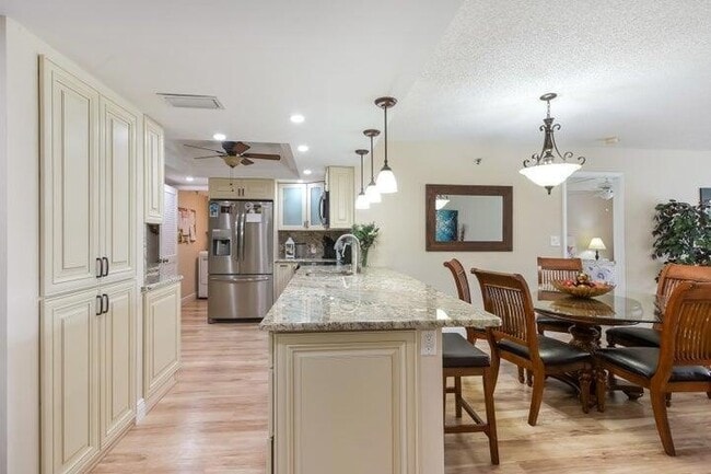 Photo - 5340 NW 2nd Ave Unidad 2260