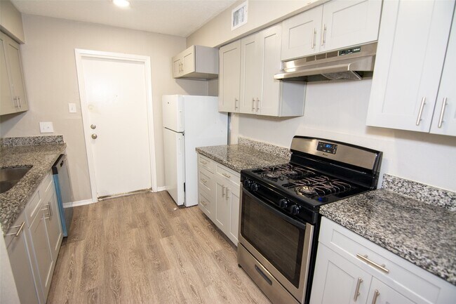 Photo - 1613 Northwood St Unit 1613