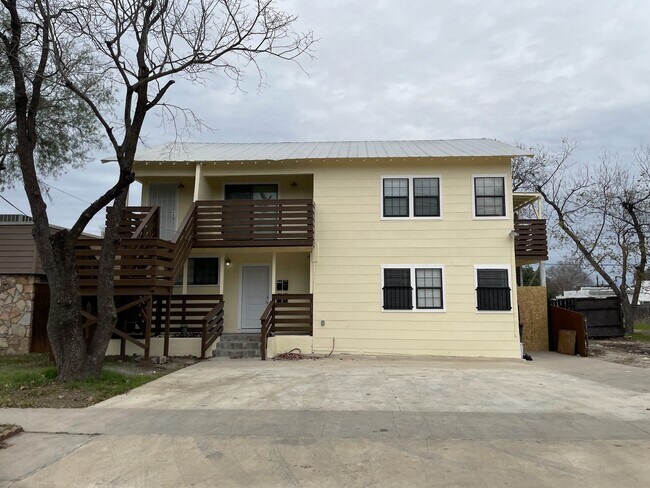 Photo - 245 E Hildebrand Ave