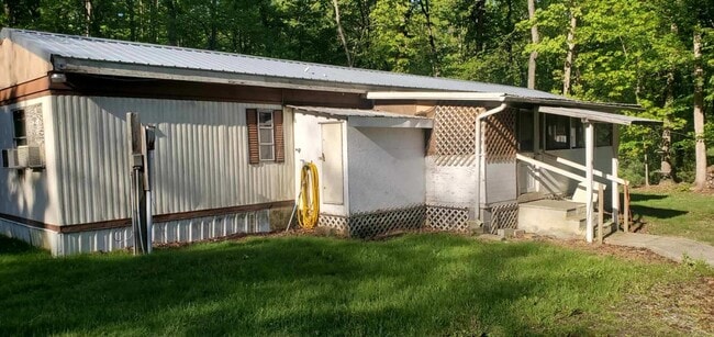 Building Photo - 14 Peach Orchard Rd