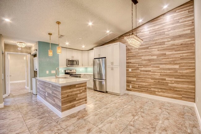 Photo - 9109 SW 21st St