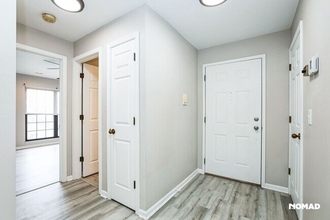 Photo - Charming 2BR Condo in Bellevue