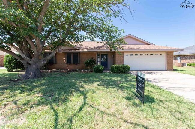Building Photo - 4614 Spring Shadow Dr Rental