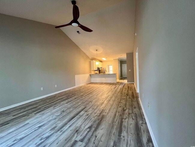 Building Photo - 5834 Longwood Dr Rental