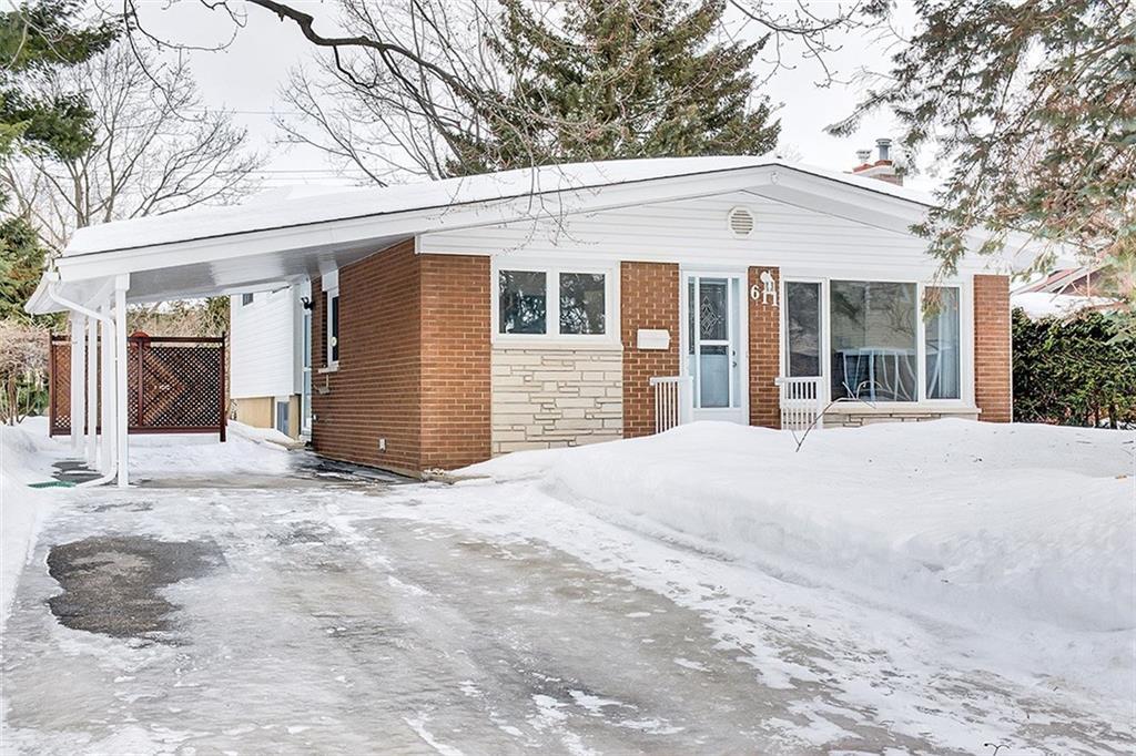 Photo - 611 Southmore Dr W