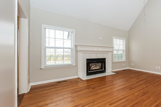 Photo - 2306 Amber Glen Dr