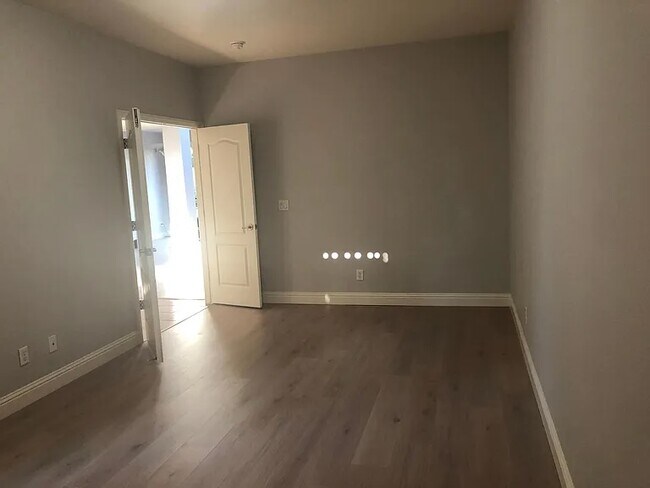 Photo - 4154 Golden Pond Way