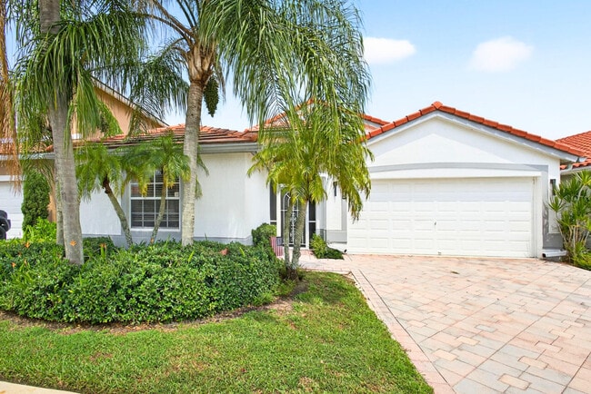 Building Photo - 15155 Newquay Ct