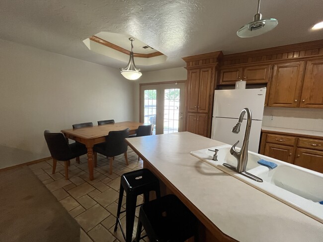 Photo - 2117 N Burdick St