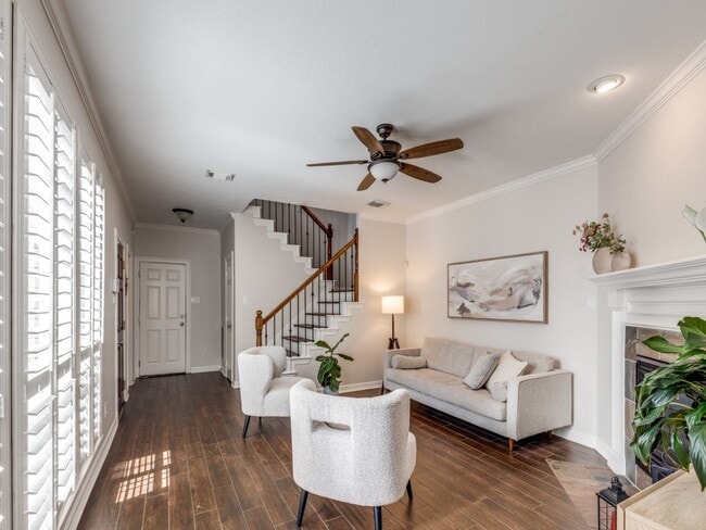 Photo - 1159 Enclave Square E