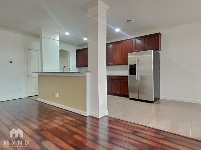 Photo - 5343 Summit Hollow Dr