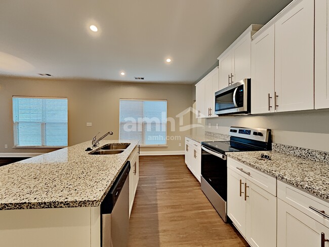 Photo - 5236 Tupelo St