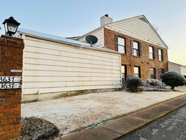 Building Photo - 3637 Haughton Ln Unit 1 Rental