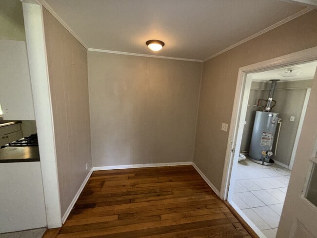 Photo - Cute cottage in Country Club Village, conveniently located near University of South Alabama, dini...