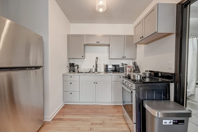 Photo - 1927 N Prospect Ave Unidad FL2-ID1464866P