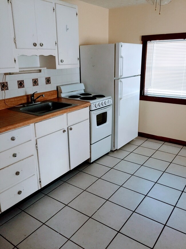 Building Photo - 685 HWY 441 SE Unit D3