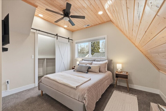 Photo - 1434 S Euclid Ave Unidad ID1388271P