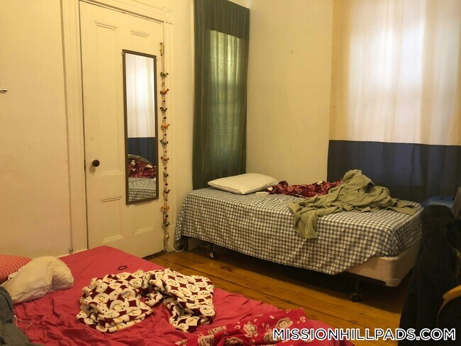 1572 Tremont St Unit 3
