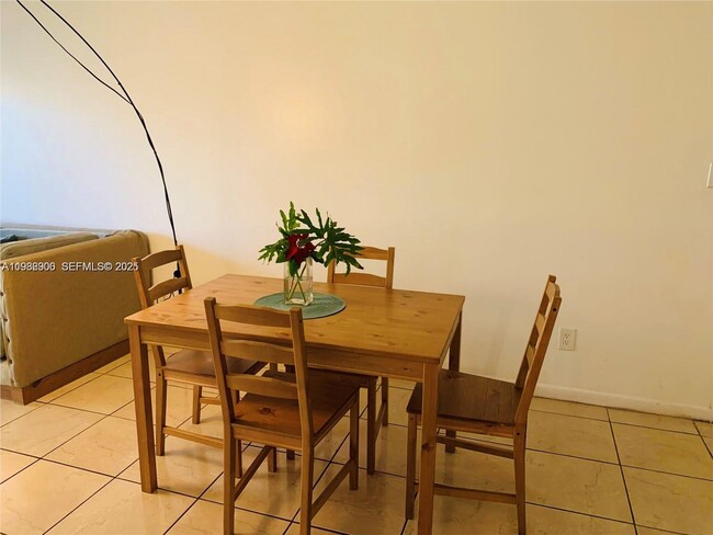 Photo - 5855 Washington St Unit 90