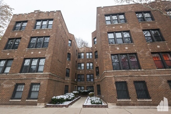 Building Photo - 1424 W Byron St Unit #2 Rental