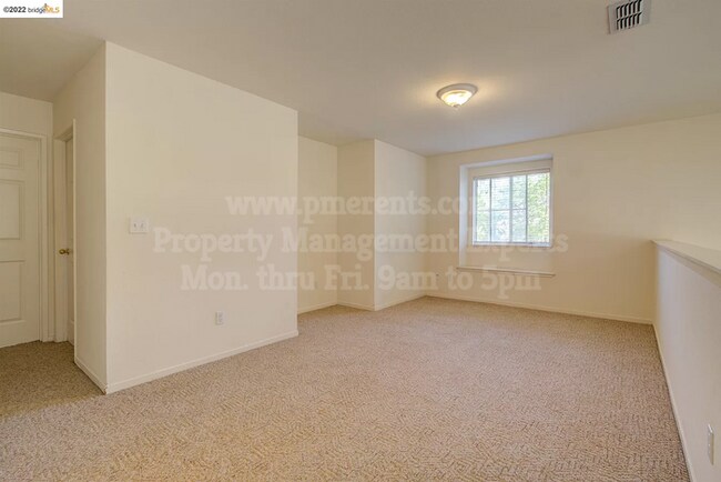 Photo - 5442 Rockwood Cir