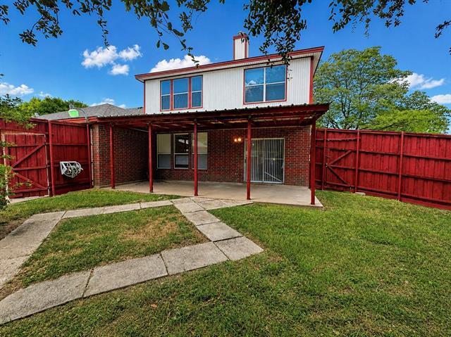 Photo - 824 Elm Falls Pl