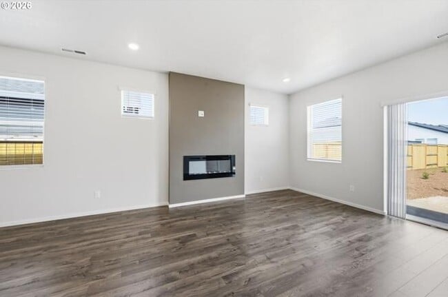 Photo - 2646 V St