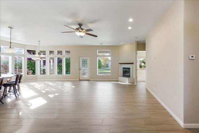 Photo - Home in Green Springs