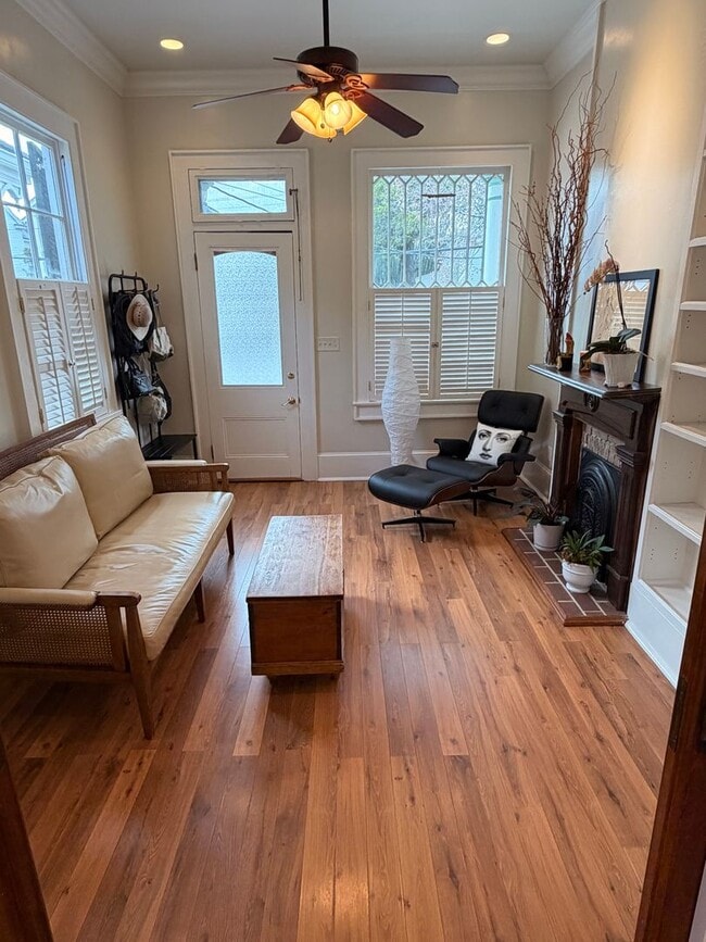 Photo - Gorgeous 1BD/1.5BA Uptown