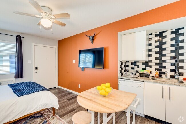 Building Photo - Charming Studio in Tempe! Unit 2 Rental