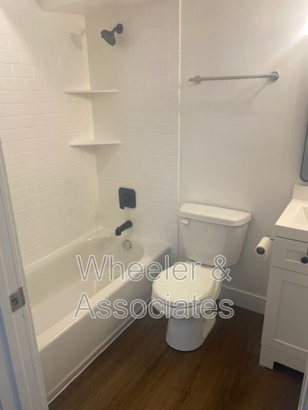 Photo - 3718-3718 Brinker Ave