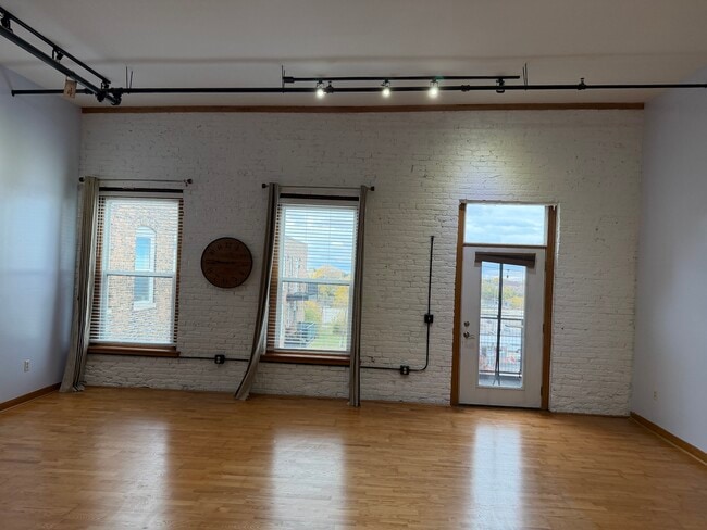 Photo - 720 S Marquette St Unit 407